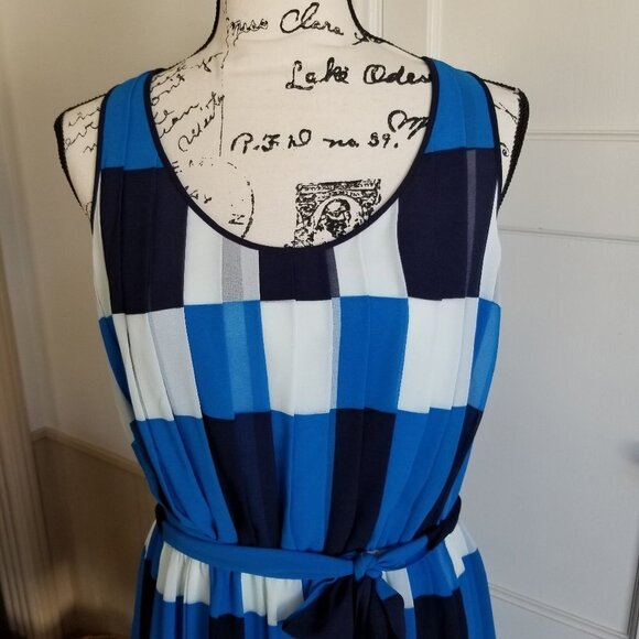 Banana Republic Pleated, Striped Dress - Picture 2 of 11